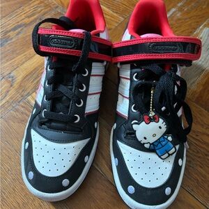 HELLO KITTY FORUM LOW SHOES